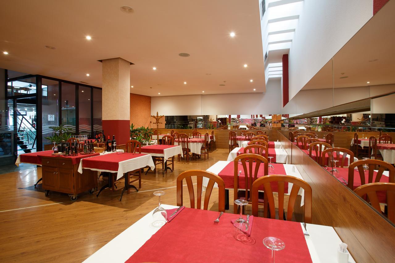 Hotel Restaurante Pontinas Lalín エクステリア 写真