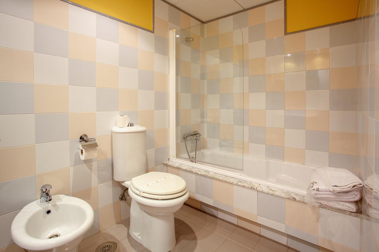 Hotel Restaurante Pontinas Lalín エクステリア 写真