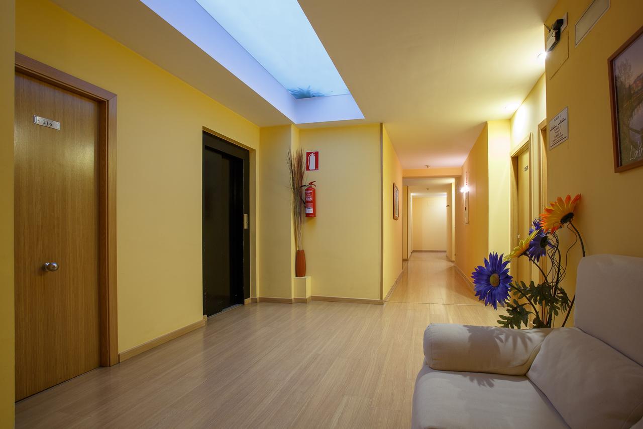 Hotel Restaurante Pontinas Lalín エクステリア 写真